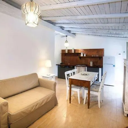 Casa Eden Silemi * Letojanni
